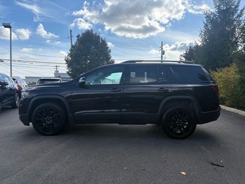 Certified 2023 GMC Acadia SLT w/ Elevation Edition image 2