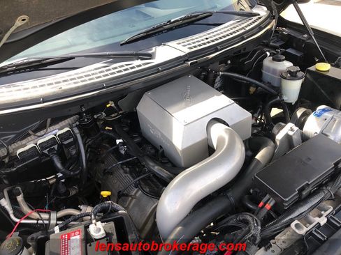 Used 2011 Ford F150 Raptor w/ Raptor Luxury Pkg image 24