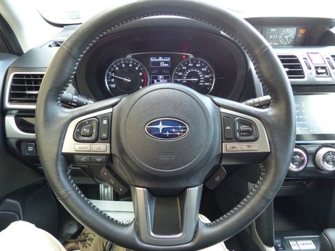 Used 2017 Subaru Forester 2.5i Touring AWD/4WD image 45