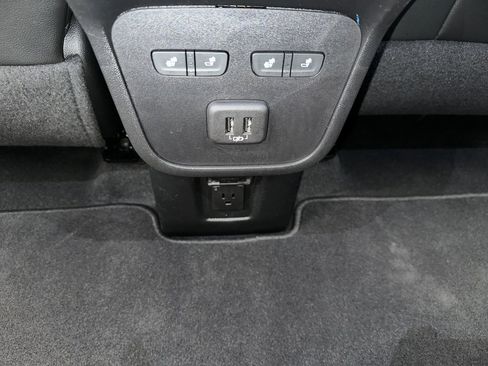 Certified 2023 Chevrolet Equinox Premier image 22