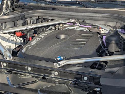 New 2026 BMW X5 sDrive40i image 16
