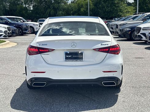 Used 2024 Mercedes-Benz C 300 4MATIC Sedan image 4