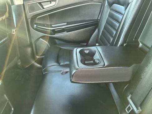 Used 2024 Ford Edge SEL image 25