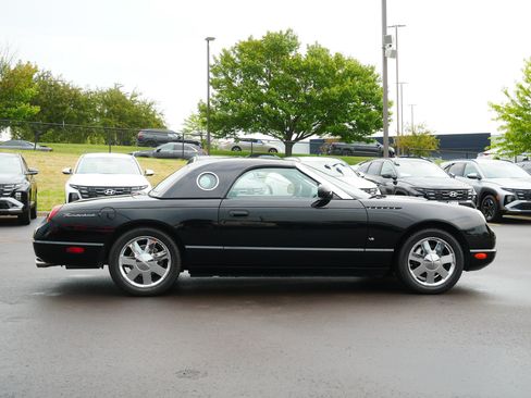 Used 2002 Ford Thunderbird RWD image 5