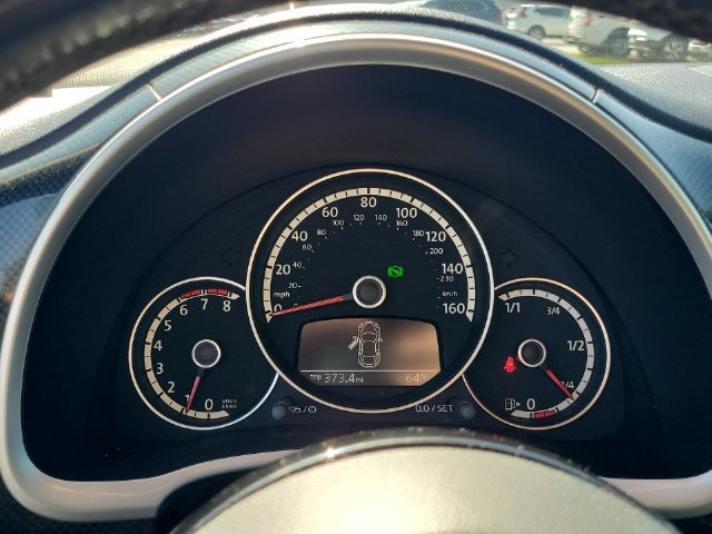 Used 2014 Volkswagen Beetle R-Line FWD image 26