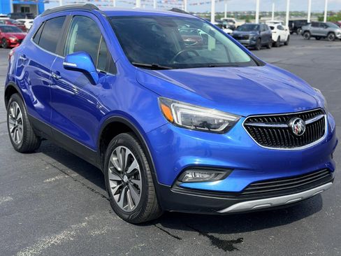 Used 2018 Buick Encore Essence AWD/4WD image 3