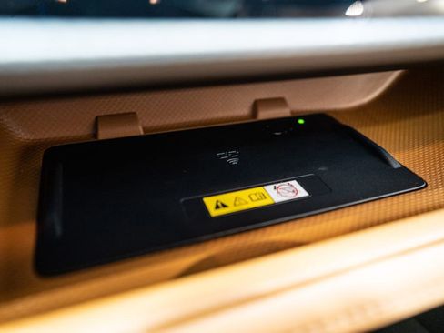 Used 2023 Toyota Highlander Platinum image 28