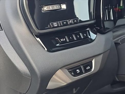 New 2026 Lexus RX 450h AWD image 19