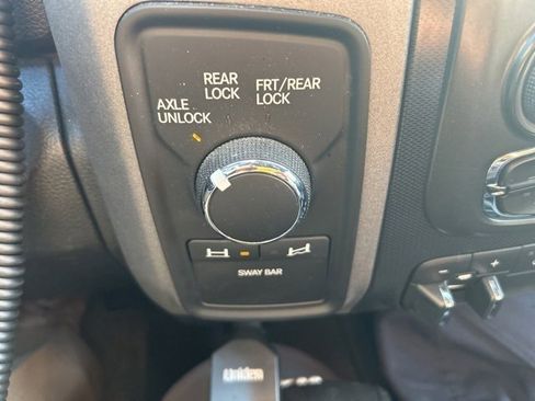 Used 2017 RAM 2500 Power Wagon w/ Leather & Luxury Group image 19