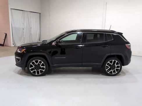 Used 2021 Jeep Compass Limited w/ Sun and Sound Group AWD/4WD image 8