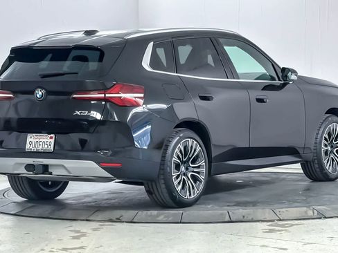Used 2025 BMW X3 xDrive30i w/ Convenience Package image 2