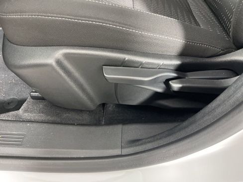 Certified 2025 Chevrolet Equinox LT image 21