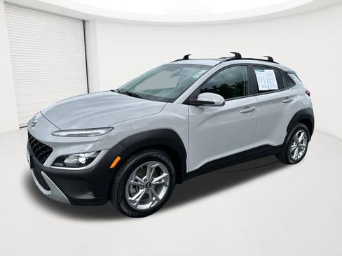 Certified 2022 Hyundai Kona SEL AWD/4WD image 1