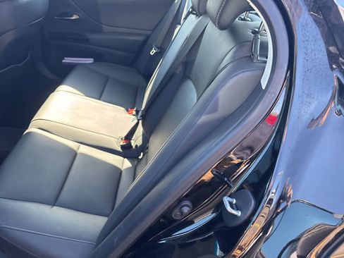 Used 2024 Lexus ES 350 w/ Premium Package image 6