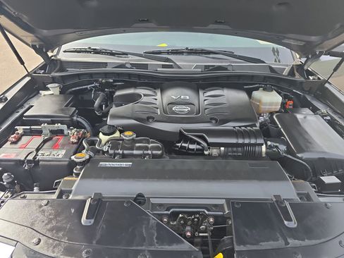 Used 2021 Nissan Armada SL w/ Captain's Chairs Package image 33