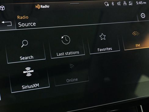 Used 2022 Audi e-tron Premium Plus w/ Premium Plus Package image 65