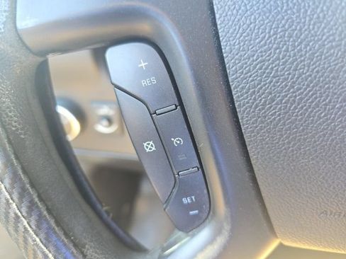 Used 2011 Chevrolet Express 3500 RWD image 10