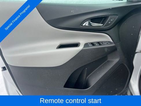 Used 2018 Chevrolet Equinox LS image 11