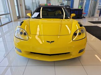 Used 2006 Chevrolet Corvette Convertible w/ Preferred Equipment Group RWD video 2
