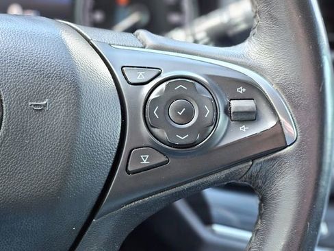 Used 2021 Buick Enclave Essence w/ Sound and Sites Package image 18