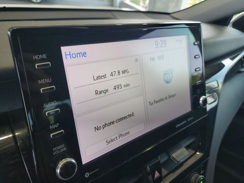 Used 2022 Toyota Camry XLE FWD image 26