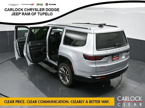 Used 2025 Jeep Wagoneer Series III w/ Premium Group I AWD/4WD image 52
