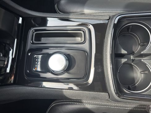 Used 2023 Chrysler 300 S w/ Comfort Group image 22