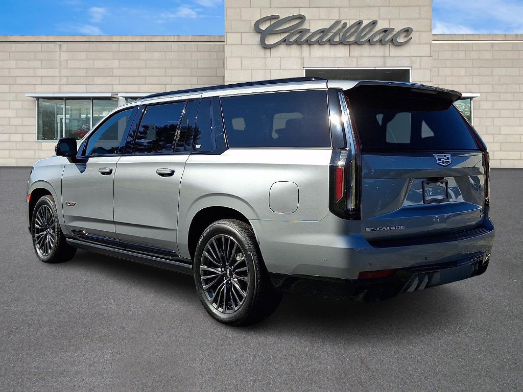 Certified 2024 Cadillac Escalade ESV V AWD/4WD image 5