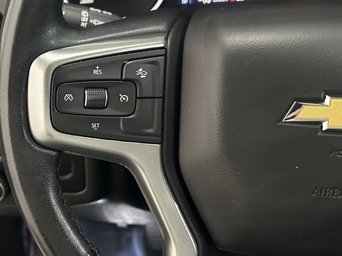 Used 2021 Chevrolet Suburban LT image 11