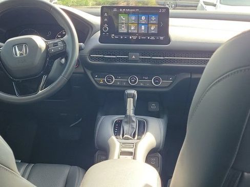 Certified 2024 Honda HR-V EX-L image 5