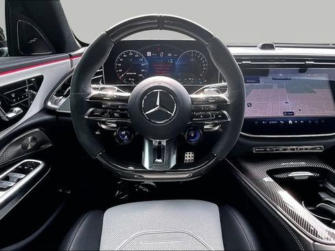 Certified 2026 Mercedes-Benz E 53 AMG e 4MATIC Wagon image 11