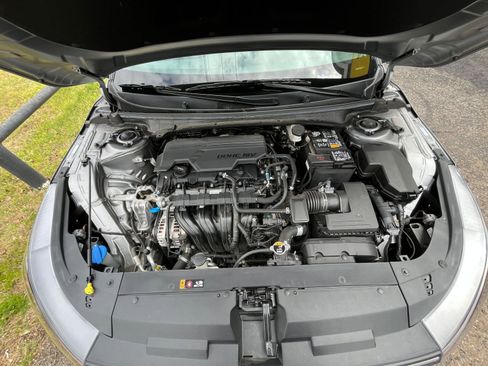 Used 2025 Kia K4 LXS image 31