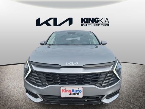 Certified 2025 Kia Sportage LX image 9