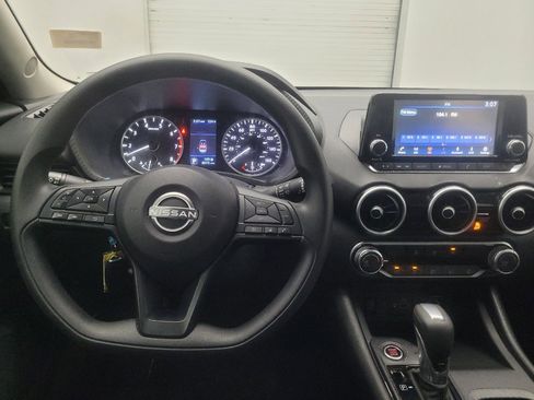 Used 2025 Nissan Sentra S FWD image 22