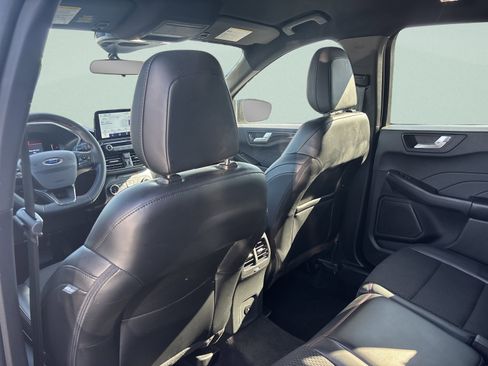 Used 2025 Ford Escape ST-Line AWD/4WD image 36