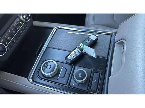 Used 2021 Ford Expedition Max Limited image 26