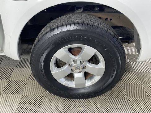 Used 2012 Nissan Frontier SV RWD image 18