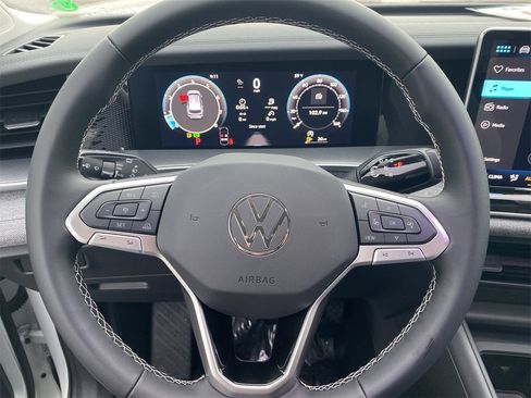 New 2026 Volkswagen Tiguan S image 18