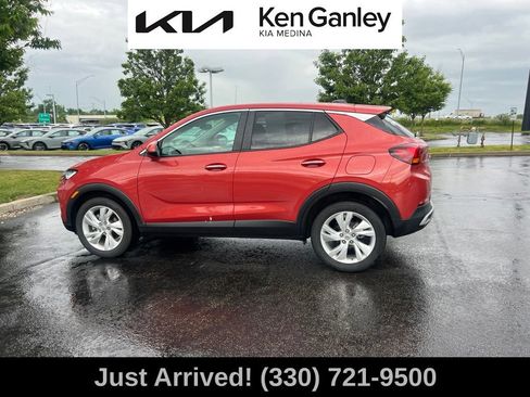 Used 2024 Buick Encore GX Preferred w/ Comfort Package FWD image 8
