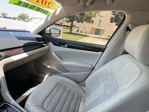Used 2014 Volkswagen Passat TDI SEL Premium FWD image 14