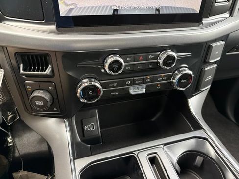 New 2026 Ford F150 XLT w/ XLT Black Appearance Package AWD/4WD image 18