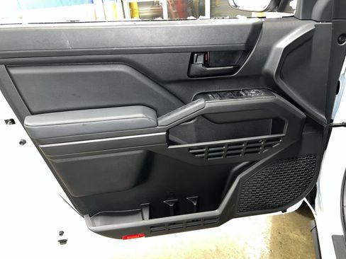 New 2025 Toyota Tacoma SR image 11