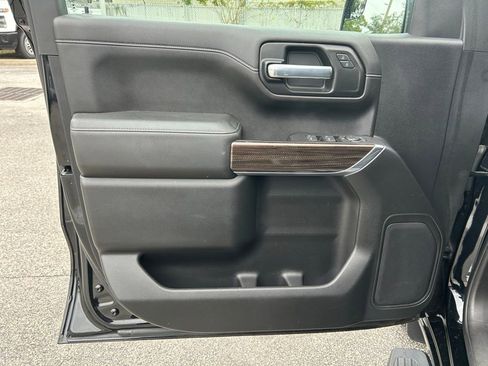 Used 2021 Chevrolet Silverado 1500 LT image 14