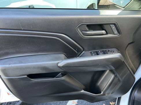 Used 2023 Chevrolet Colorado Trail Boss w/ Advanced Trailering Package image 8