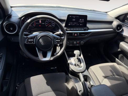 Used 2024 Kia Forte LXS FWD image 15