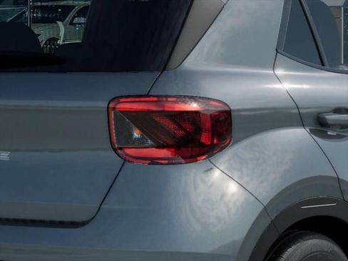New 2026 Hyundai Venue SE FWD image 10