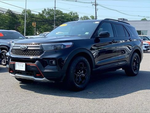 Used 2022 Ford Explorer Timberline w/ Timberline Technology Package AWD/4WD image 2