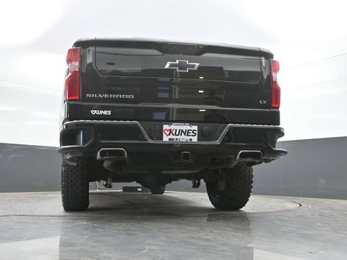 Used 2022 Chevrolet Silverado 1500 LT Trail Boss w/ LT Trail Boss Premium Package AWD/4WD image 38