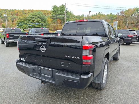 Used 2024 Nissan Frontier SV w/ SV Convenience Package image 10