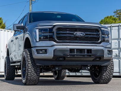 New 2025 Ford F150 Lariat w/ Equipment Group 501A Mid